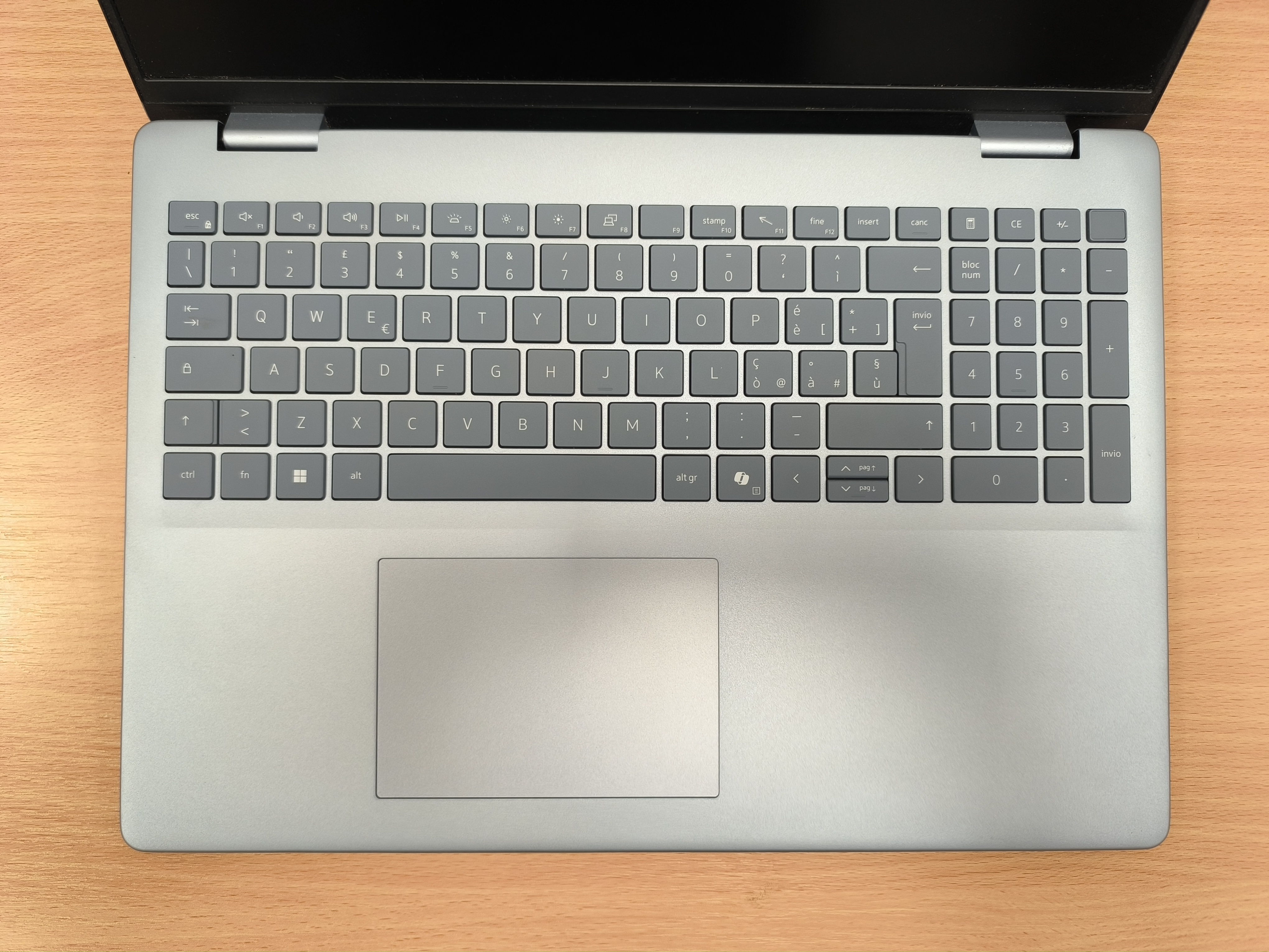 Dell Inspiron - Klaviaturas detala