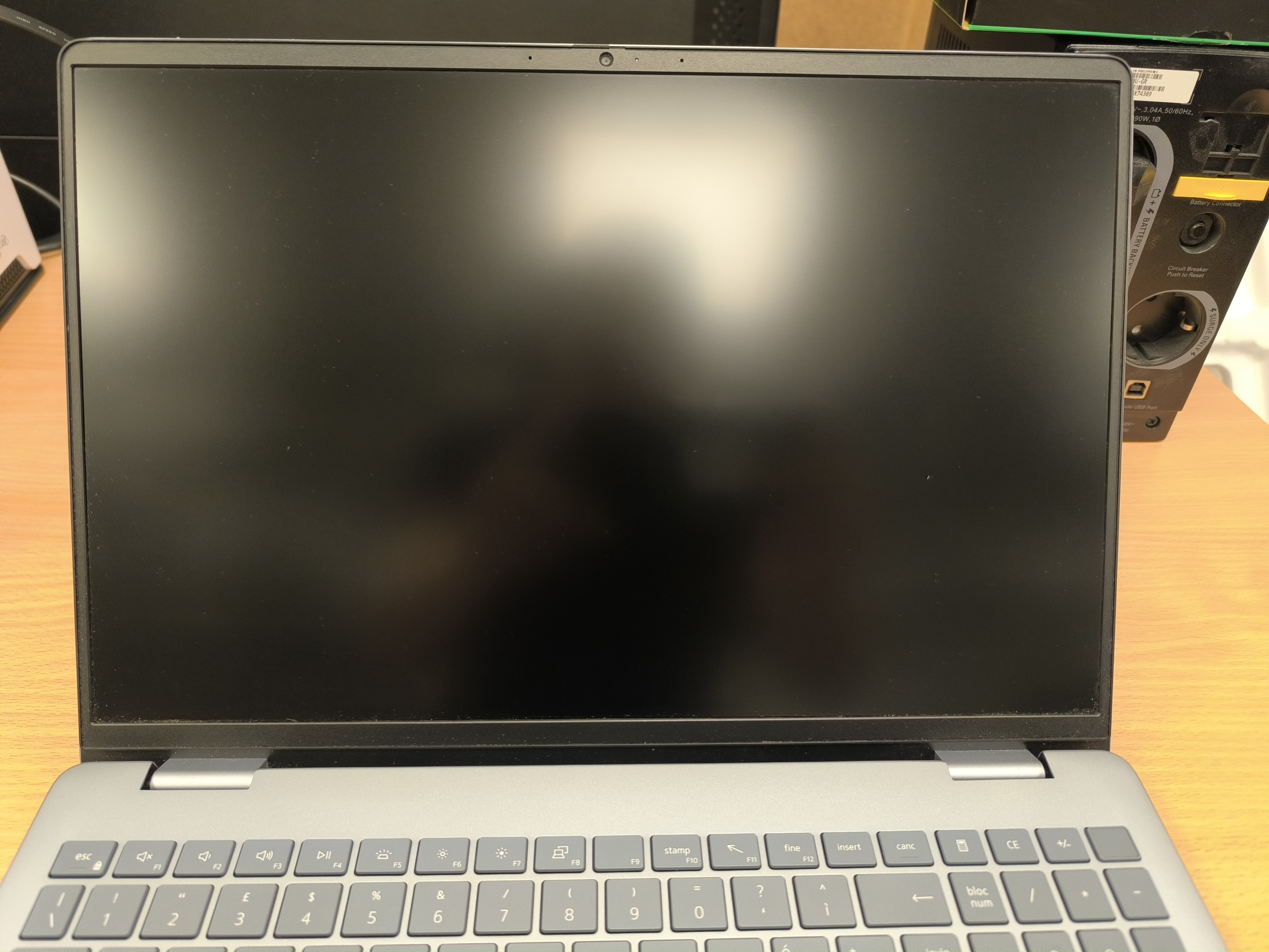 Dell Inspiron - Skats no prieksas